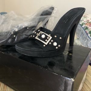 Donald J. Pliner - Black Suade/ Metallic Heels